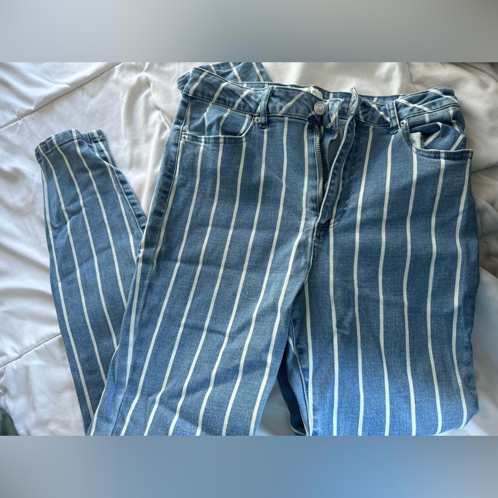 FOREVER 21 JEANS size 29